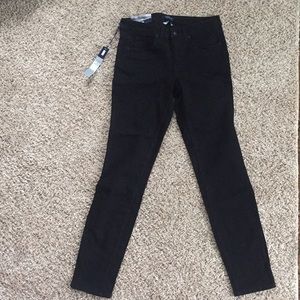 ❗️NWT Bandolino Pants❗️
